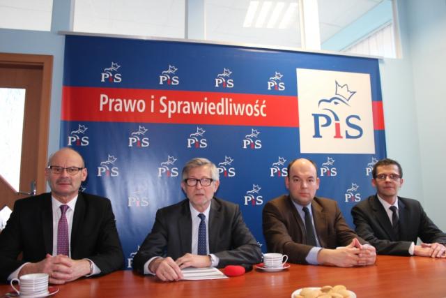 od lewej A. Plichta, W. Czarnecki, J. Dziedziczak, A. Koszada