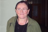 Grażyna Przybylska, kustosz Dworku im. Marii Dąbrowskiej w Russowie.