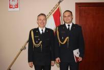 na fot. od lewej: st. kpt. Andrzej Bartkowiak / komendant wojewódzki PSP; st. kpt. Sławomir Kotoński / nowy komendant kaliskiej straży pożarnej; fot. Łukasz Duszak