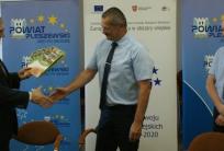 na fot. wicemarszałek Krzysztof Grabowski podpisał umowę z wójtem Czermina Sławomirem Spychajem