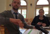 na fot. z lewej: Piotr Cieślak / kierownik Biura Budżetu i Inicjatywy Lokalnej