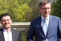na fot. od lewej Eskan Darwich i Dariusz Grodziński / radni miejscy PO