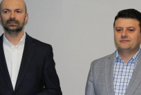 na fot. od lewej: radni Sławomir Chrzanowski i Eskan Darwich / Platforma Obywatelska