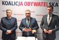 na fot. od lewej Mariusz Witczak / poseł na sejm - Koalicja Obywatelska, Jacek Bogusławski / członek zarządu województwa wielkopolskiego - Koalicja Obywatelska, Dariusz Grodziński / radny miasta Kalisza - Koalicja Obywatelska