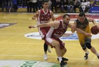 na fot. W pierwszym meczu w Ostrowie Arged BM Slam Stal wygrała ze Spójnią dopiero po dogrywce