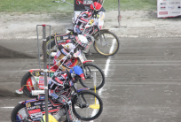 na fot.: W Ostrowie TŻ Ostrovia wygrała z Abramczyk Polonią 53:37