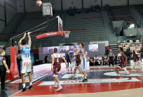na fot.: Chris Smith do przerwy miał 23 punkty na koncie. Mecz skończył z dorobkiem 29 "oczek"