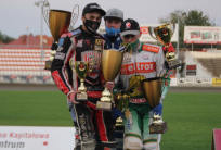 na fot.: Podium finału Brązowego Kasku w Ostrowie. Na drugim miejscu Sebastian Szostak z Arged Malesa TŻ Ostrovii