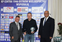 na fot. Centra podziękowała swoim sponsorom i partnerom