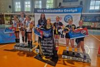 na fot.: dwie ekipy Baryczy na podium Mistrzostw Wielkopolski Dwójek / FB GLKS Barycz Janków Przygodzki