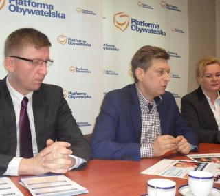 Od lewej: Dariusz Grodziński, Mariusz Witczak, Marzena Wodzińska.