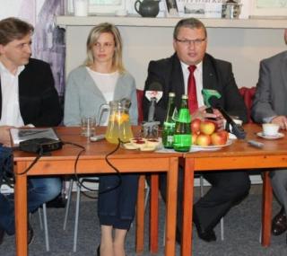 od lewej: Jan Kłysz, Magdalena Różalska-Matuszyk, Krzysztof Grabowski, Zbigniew Ignor