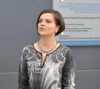 Karolina Pilarczyk-Dworaczyńska/doradca burmistrza Kępna do spraw nadzoru właścicielskiego - nie chcieli jej w Ostrowie, zdobywa pieniądze dla Kępna