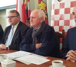 na fot. od lewej: Piotr Walkowski / prezes Wielkopolskiej Izby Rolniczej; Krzysztof Grabowski / wicemarszałek Województwa Wielkopolskiego