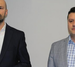 na fot. od lewej: radni Sławomir Chrzanowski i Eskan Darwich / Platforma Obywatelska