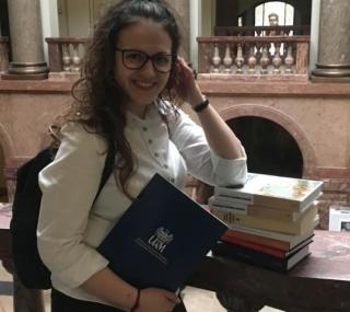 na fot.: Aleksandra Chabierska / laureatka konkursu z III LO w Kaliszu