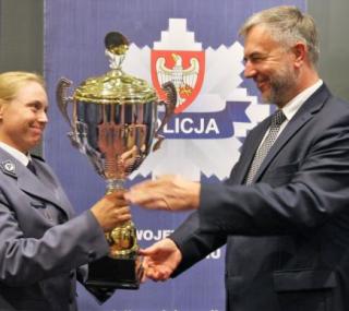 na fot.: sierż. sztab. Patrycja Wojtas / KMP Kalisz; Marek Woźniak / marszałek województwa wielkopolskiego