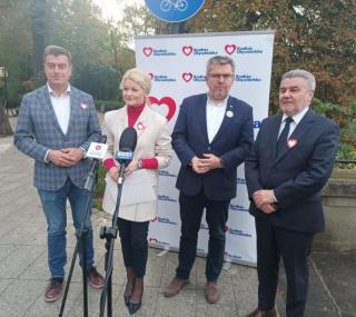 na fot. od lewej Grzegorz Rusiecki, Karolina Pawliczak, Jarosław Urbaniak, Janusz Pęcherz / Koalicja Obywatelska