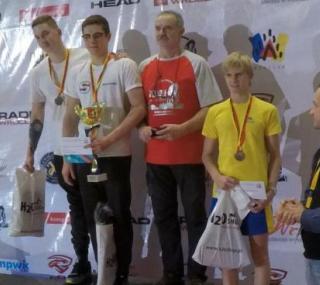 fot. pierwszy z lewej Patryk Biskup / KSN Start Kalisz