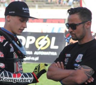 na fot. Patryk Dolny (z lewej) i Mariusz Staszewski (z prawej)