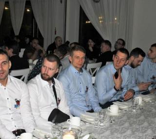 na fot.: Koszykarze i sztab trenerski BM Slam Stali.