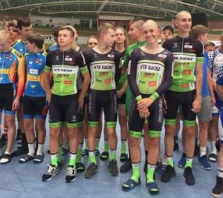 na fot. srebrna drużyna juniorów KTK Kalisz