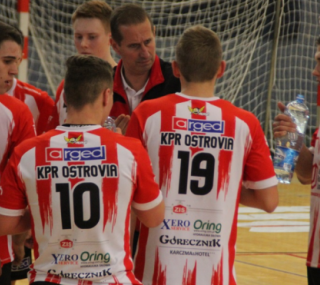 na fot.: KPR Ostrovia pokonała Górnika Zabrze