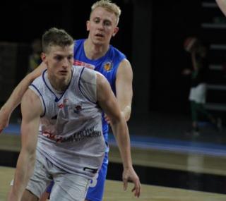 na fot.: Aleksander Załucki w środowym sparingu zdobył 14 punktów.