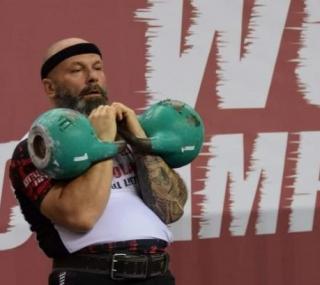 na fot: Robert Jędrzejewski to nie tylko prezes i trener, ale także czynny zawodnik. Fot. Archiwum