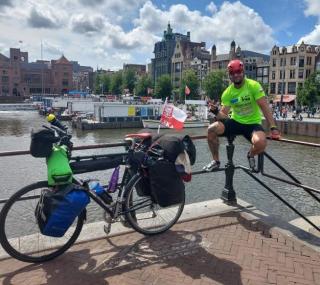 na fot. Kamil Sierański w Amsterdamie / fot. fb Kamil Sierański