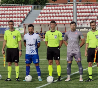 na fot. Na derby Ostrowa kibice poczekają do późnej jesieni