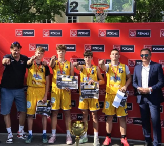 na fot. Wicemistrzowie Polski U15 w koszykówce 3x3 / fot: FB Vadim Czeczuro